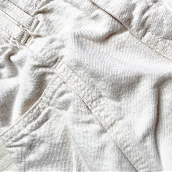 Zara White Distressed Hem Denim Shorts Size 7 - Picture 3 of 5